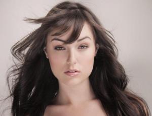 Sasha Gray manda mensaje a Chile: “Manténgase fuertes”