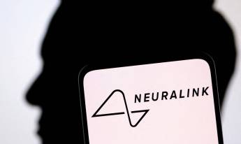 Neuralink afirma que Elon Musk tiene permiso para probar sus implantes cerebrales en humanos
