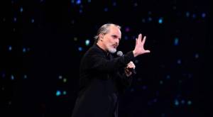 Miguel Bosé entregó impactantes detalles del violento asalto que sufrió en su casa