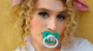 Mujer bebé