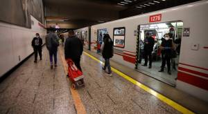 Metro de Santiago: ¿Cuál es su horario de funcionamiento este martes?