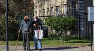 Los diversos bonos dirigidos a los adultos mayores