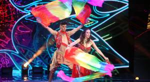 Yamna Lobos deslumbró al ritmo de la danza árabe