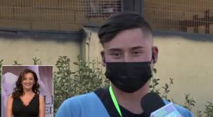"Me pasan llamando...": Joven asegura que sus padres no entienden que ya creció