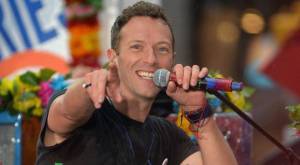 Golpe de suerte: Novios se encontraron con Chris Martin y les dedicó canción de Coldplay