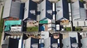 Vecinos denuncian peligro de derrumbe en sus viviendas