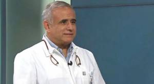 Doctor Ugarte preocupó con mensaje sobre el estado de salud de su madre 