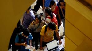 Mañana acaba postulación al FUAS 2022: así puedes acceder a los beneficios de educación superior