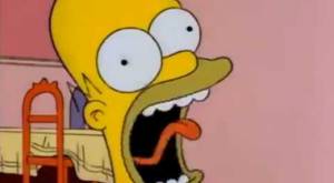 Homero Simpson asustado