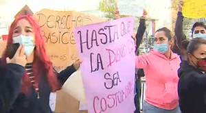 Apoderados denuncian baños indignos y falta de casino en colegio de Lampa