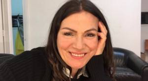 Solange Lackington recuerda a "Martuca" de "Brujas" con foto de otro tiempo