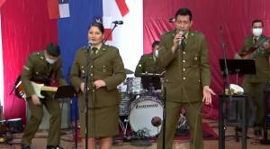 Adelantamos el 18 al ritmo del orfeón de Carabineros