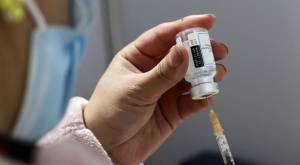 Ministra Yarza confirma quinta dosis de vacuna contra Covid: ¿Cuándo habrá que vacunarse? 