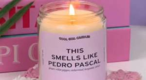 “Llévate todo mi dinero”: Vela con “olor a Pedro Pascal” causa furor en internet