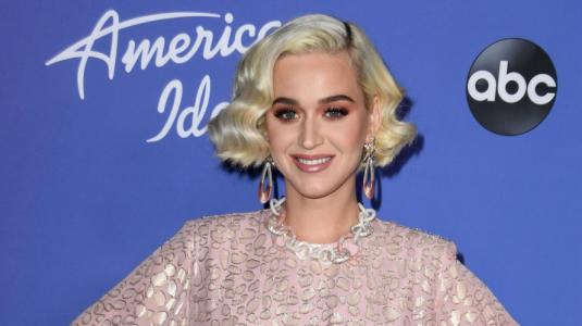 Los looks con los que Katy Perry escondió su embarazo