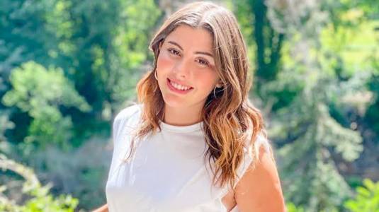 María Fernanda Bertero se luce en bikini para baile de TikTok
