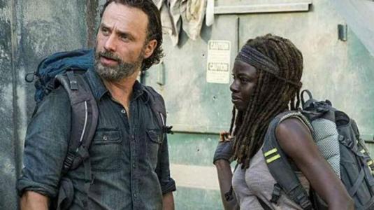Actor de “The Walking Dead” está harto de que lo acosen en su casa