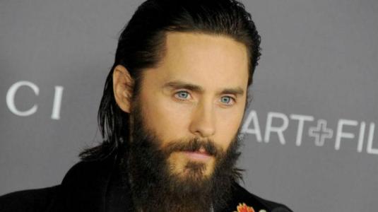 Acusan a Jared Leto de coquetear a menores de edad