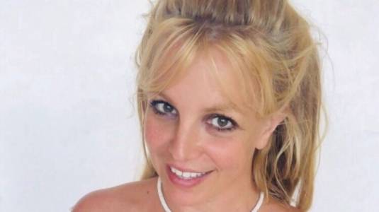 Britney Spears posa totalmente desnuda tras recuperar su libertad