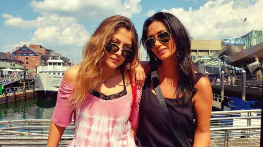 Pamela Díaz bromea sobre su parecido con su hija Trinidad