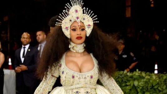 ¿Inspirado en Beyoncé ? El look de Cardi B en la MET gala 2018
