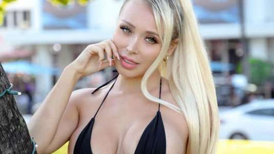 Daniella Chávez: de conejita playboy a dueña de un club de fútbol