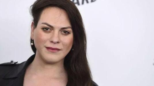 Daniela Vega dedica mensaje a Arlén Aliaga en su primer día en el Liceo 1