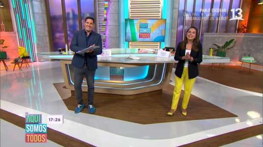 Debut de Pancho Saavedra y dos nuevas historias conmovedoras marcaron el capítulo de "Aquí somos todos"