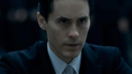 Netflix liberó el tráiler de “The Outsider” con Jared Leto como protagonista
