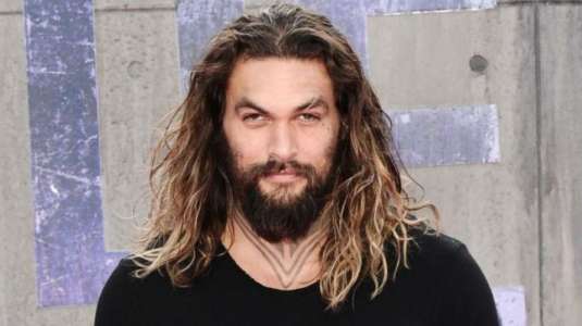 Jason Momoa luce irreconocible en fotos de su juventud