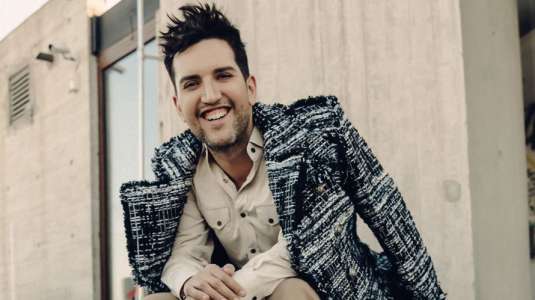 Juanito Yarur creó un Instagram para mostrar los looks fashion de su hija