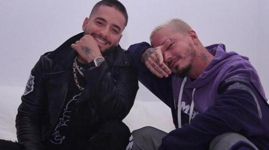 J Balvin y Maluma se unen por primera vez en la canción "Qué pena"