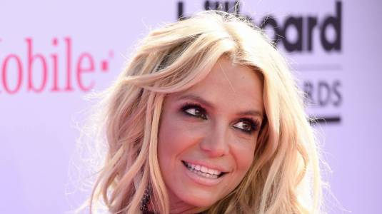 Padre de Britney Spears es retirado de la tutela de la cantante