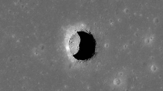 Fosa lunar
