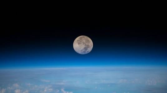 Luna