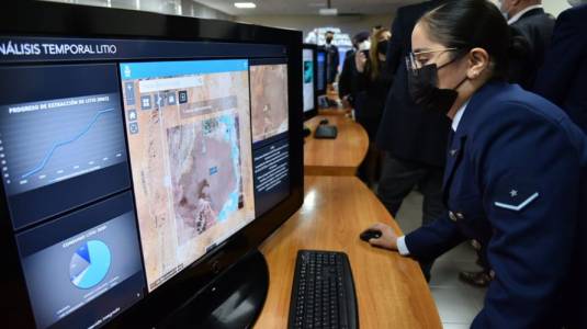 Chile tendrá su propia "Nasa": fabricará satélites