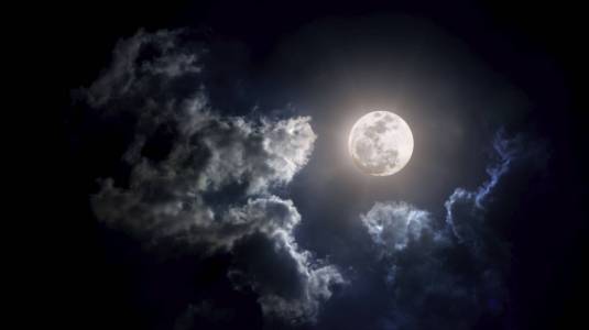 Luna