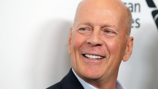 Bruce Willis no vendió los derechos de su imagen