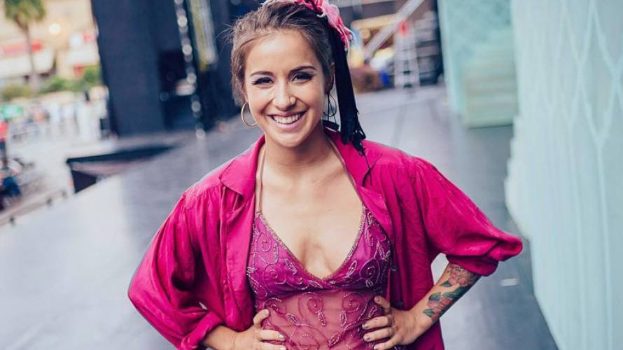 denise rosenthal estrena nuevo tatuaje en el brazo denise rosenthal estrena nuevo tatuaje en el brazo