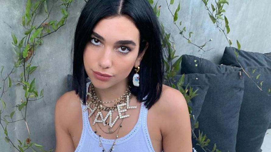 Dua Lipa Trae De Regreso El Mom Jeans