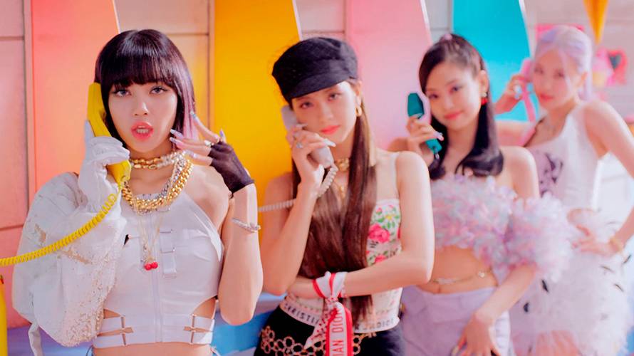 El diseñador chileno Sebastián Albornoz nos contó como llegó a vestir a  BLACKPINK para su video \